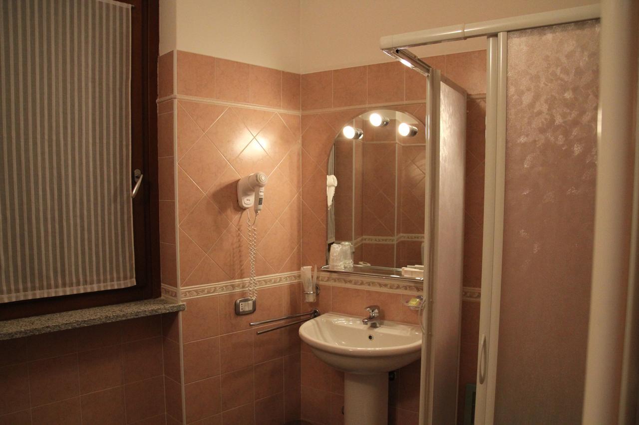 Albergo Verdi Novi Ligure Luaran gambar